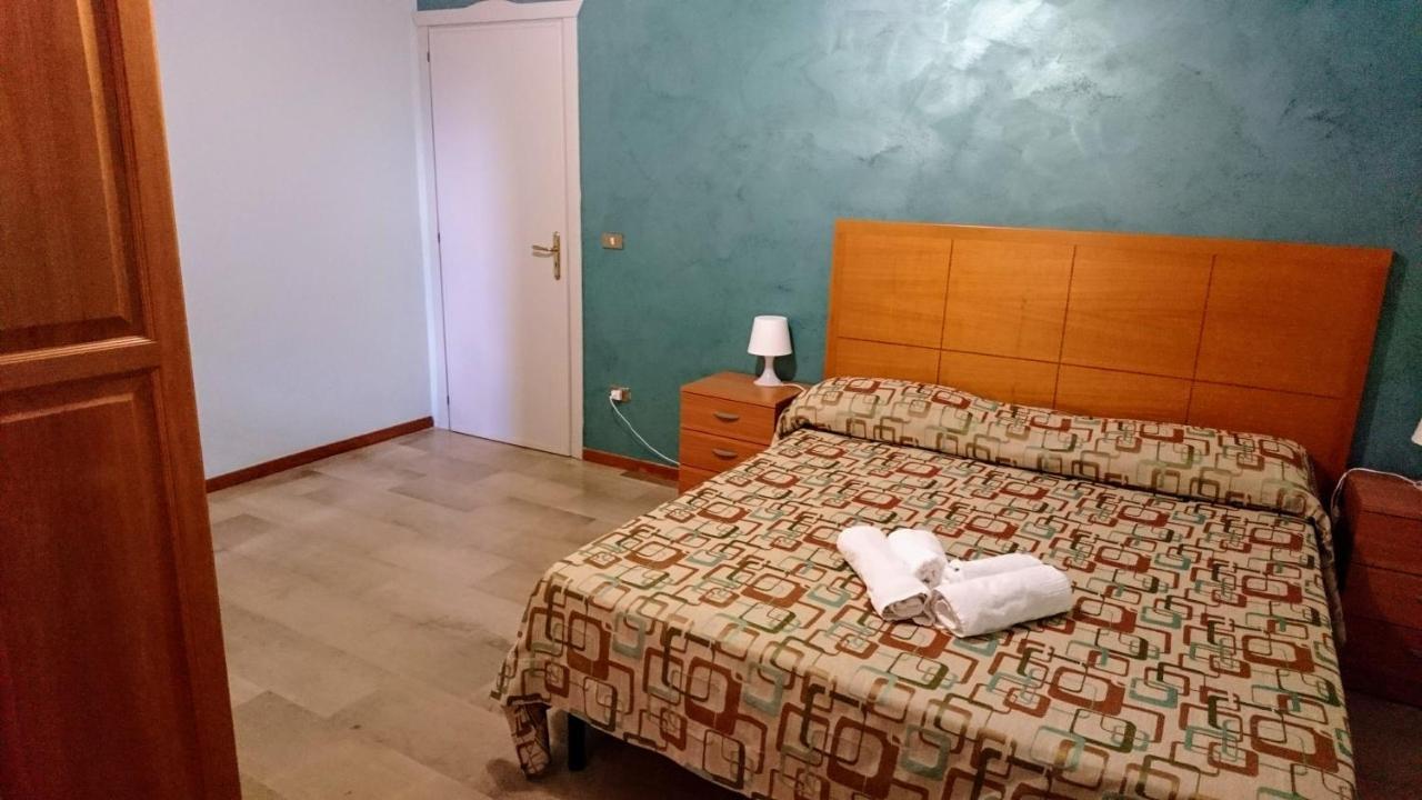 B&B Villa Del Sole จิซเซเรีย ภายนอก รูปภาพ