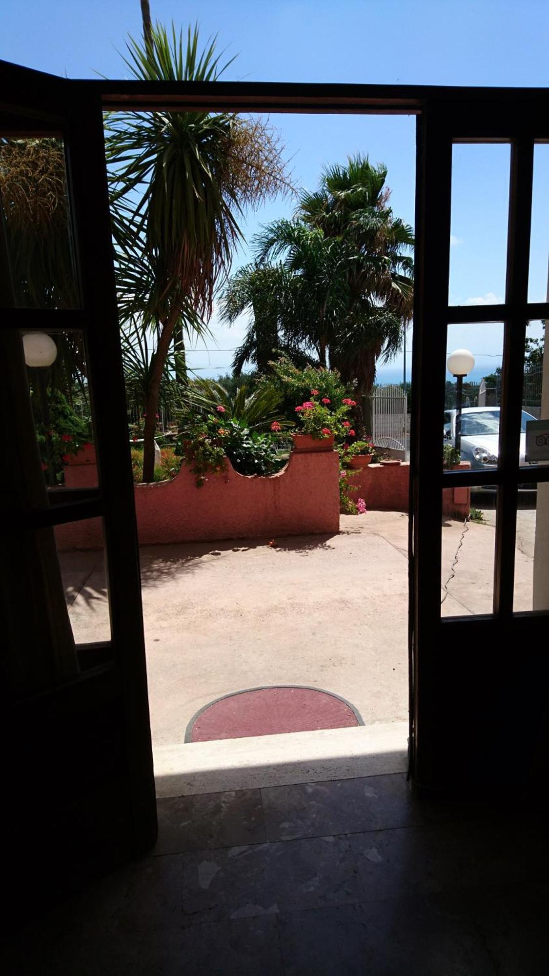 B&B Villa Del Sole จิซเซเรีย ภายนอก รูปภาพ