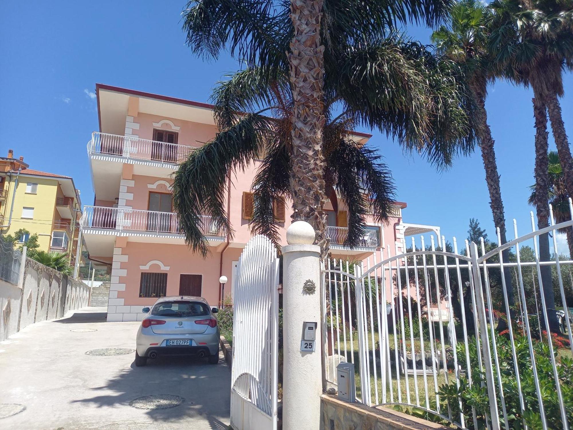 B&B Villa Del Sole จิซเซเรีย ภายนอก รูปภาพ